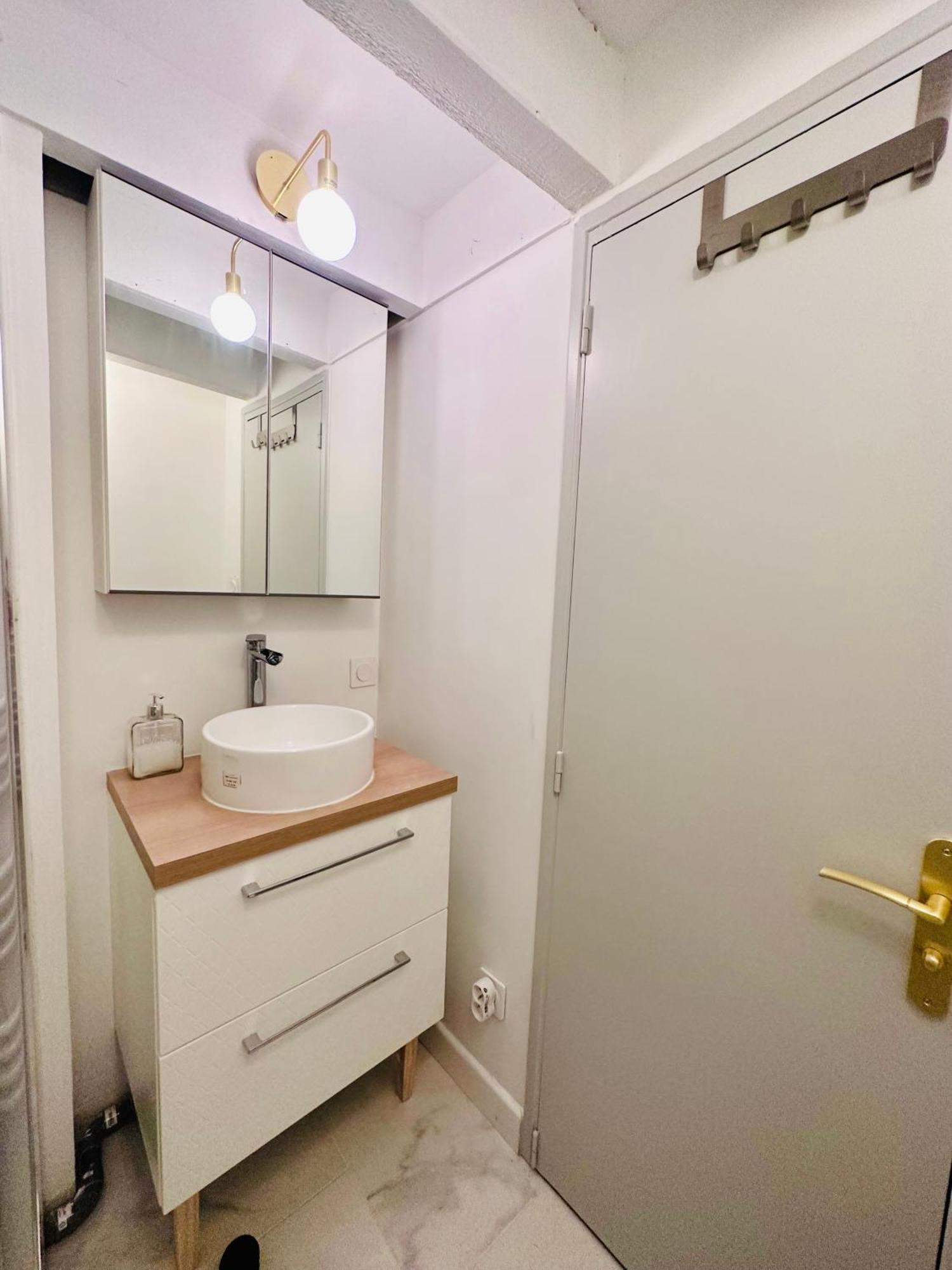 L'Etoile - Duplex Cosy De 50M2 En Centre-Ville Nîmes Exteriér fotografie
